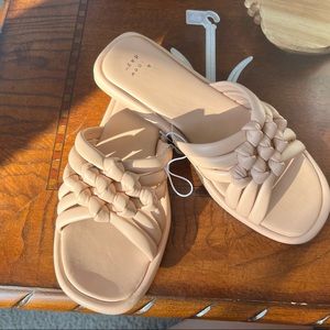 A new day padded knot sandals